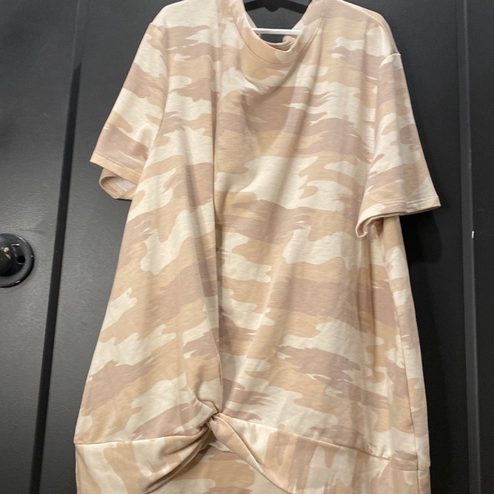 Pink and white camouflage